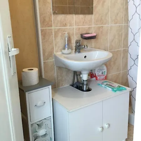 Avec Un Minimum De 3 Nuits 80 M De La Et 300 M Des Commerces 公寓 勒特雷波尔